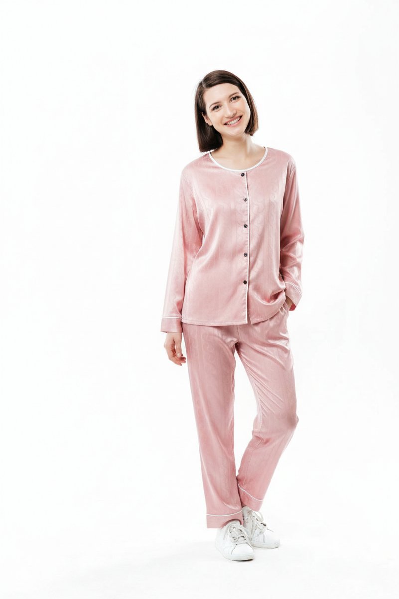 AI generated virtual try-on result by Reality Try